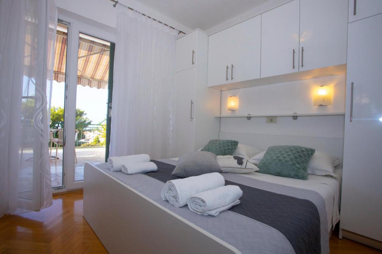Villa Milenka - Apartmani Gorana Tučepi Esterno foto