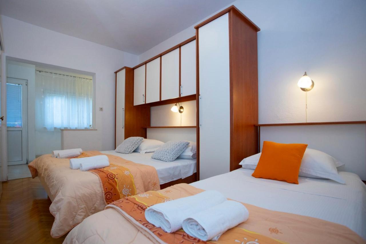 Villa Milenka - Apartmani Gorana Tučepi Esterno foto