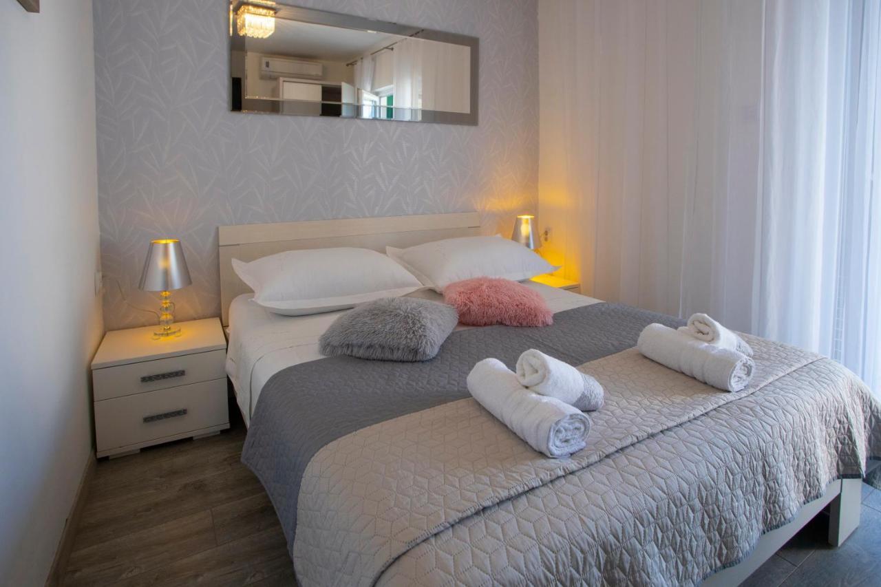 Villa Milenka - Apartmani Gorana Tučepi Esterno foto
